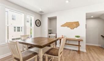 2841 HOKIE Ln, Alexandria, VA 22306