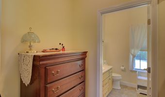 16 Macomber Pt, Alburgh, VT 05440