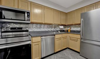 710 E Algonquin Rd J108, Arlington Heights, IL 60005