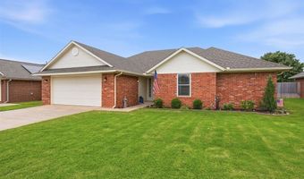 1204 Wendy Ln, Altus, OK 73521