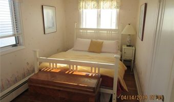 160 Col John Gardner Rd, Narragansett, RI 02882