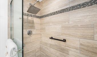 98 Woodview Hts, Bradford, NH 03221