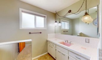 2593 Burton Ave, Burley, ID 83318