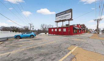 8713 Gravois Rd, Affton, MO 63123