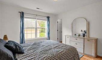 24 Yorktown Cir, Arden, NC 28704