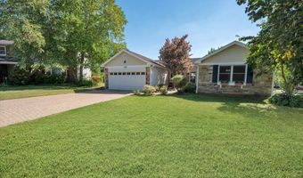 721 Brentwood Ct, Algonquin, IL 60102