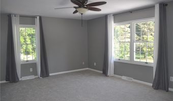 2722 Gingertree Dr, Ashtabula, OH 44004