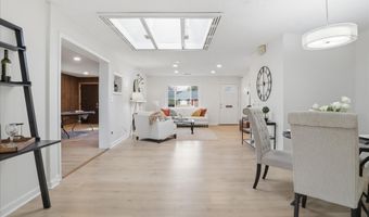 6205 EVERGLADES Dr, Alexandria, VA 22312