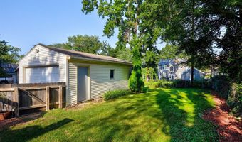 1431 44th St, Des Moines, IA 50311