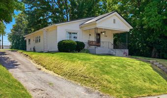 606 E Main St, Albion, IN 46701