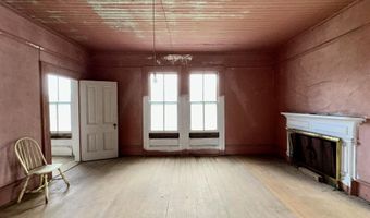 207 N 5th St, Aurora, NC 27806