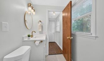 1506 Dicken Dr, Ann Arbor, MI 48103