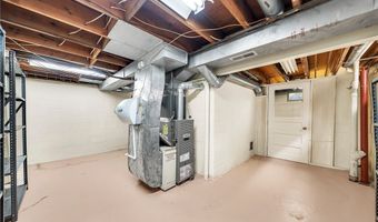 27 Lynn Lea St, Amherst, NY 14221