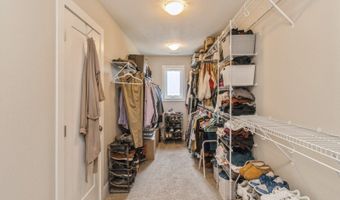 1401 S 10th St, Adel, IA 50003
