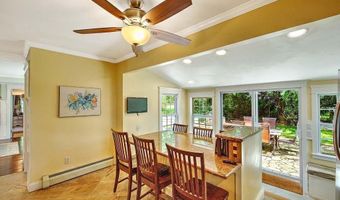 46 Channing Rd, Narragansett, RI 02882