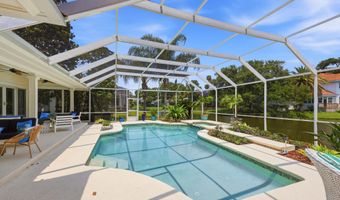2313 BEACHCOMBER Trl, Atlantic Beach, FL 32233