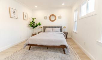 5743 Chesley Ave, Los Angeles, CA 90043