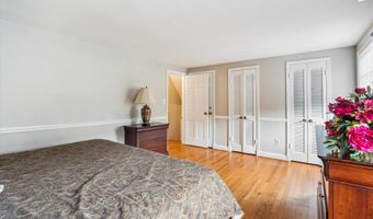 8710 LOWELL St, Bethesda, MD 20817