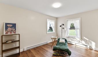 10 Penley St E, Augusta, ME 04330