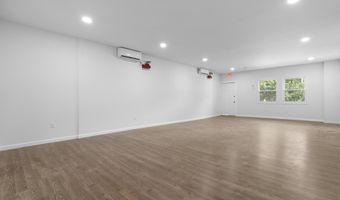 33 William St, Danbury, CT 06810