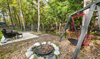 5441 Valley Rd, Alanson, MI 49706