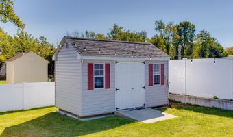 6 GROVE St, Aberdeen, MD 21001