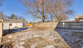 606 1st Ave S, Altoona, IA 50009
