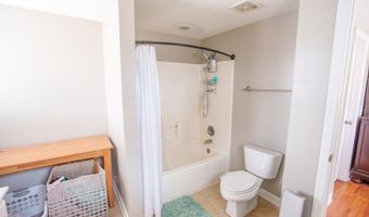 83 Gabriel Ln, Baxley, GA 31513