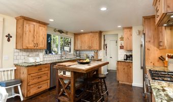 16232 E 1st St, Bayview, ID 83803