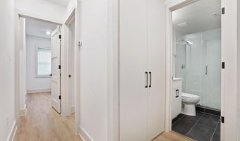 256 15TH St SE 1, Washington, DC 20003