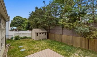 44 Highbank Ave, North Kingstown, RI 02852