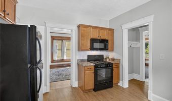 405 Silver St, Akron, OH 44303