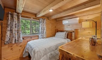 280 Charlie Rd, Arapahoe, NC 28510