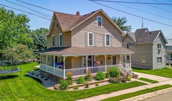 136 1st Ave, Alden, MN 56009