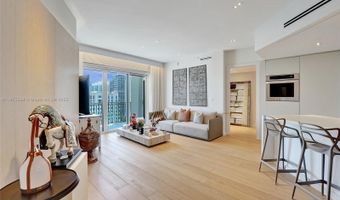 19900 E Country Club Dr TS16, Aventura, FL 33180