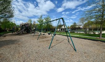 25004 FALLING BROOK Cir, Aldie, VA 20105