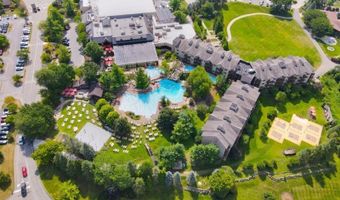 2 Chamonix Dr 332, Alloway, NJ 07462