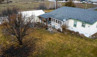 602 Foster Ave, Bridgeport, WA 98813