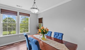 191 SOMERVELLE St 205, Alexandria, VA 22304