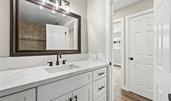 5032 E Holbrook St, Anaheim, CA 92807