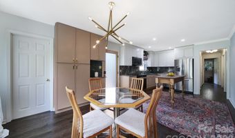 3335 Dunaire Dr, Charlotte, NC 28205