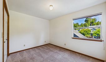 1640 Buttermilk Ln, Arcata, CA 95521