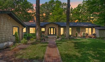4720 Nirvana Dr, Adrian, MI 49221