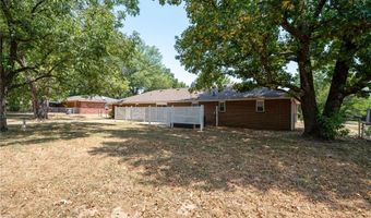 605 7th St, Barling, AR 72923