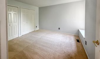 2820 Barclay Way, Ann Arbor, MI 48105