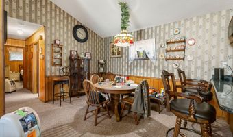 19077 Lawrence 2170, Aurora, MO 65605