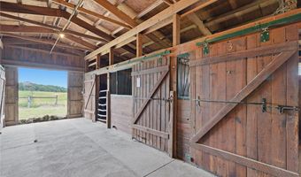 129 Littell Rd, Aliquippa, PA 15001