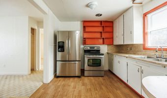 128 S Mountain Ave, Ashland, OR 97520