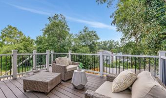 5819 Bramble Ave, Cincinnati, OH 45227