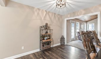 6517 County Rd 5 NW, Annandale, MN 55302